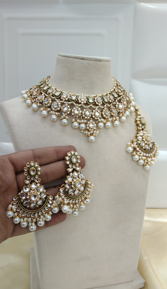 Divyasri  White kundan Indian Jewellery Set
