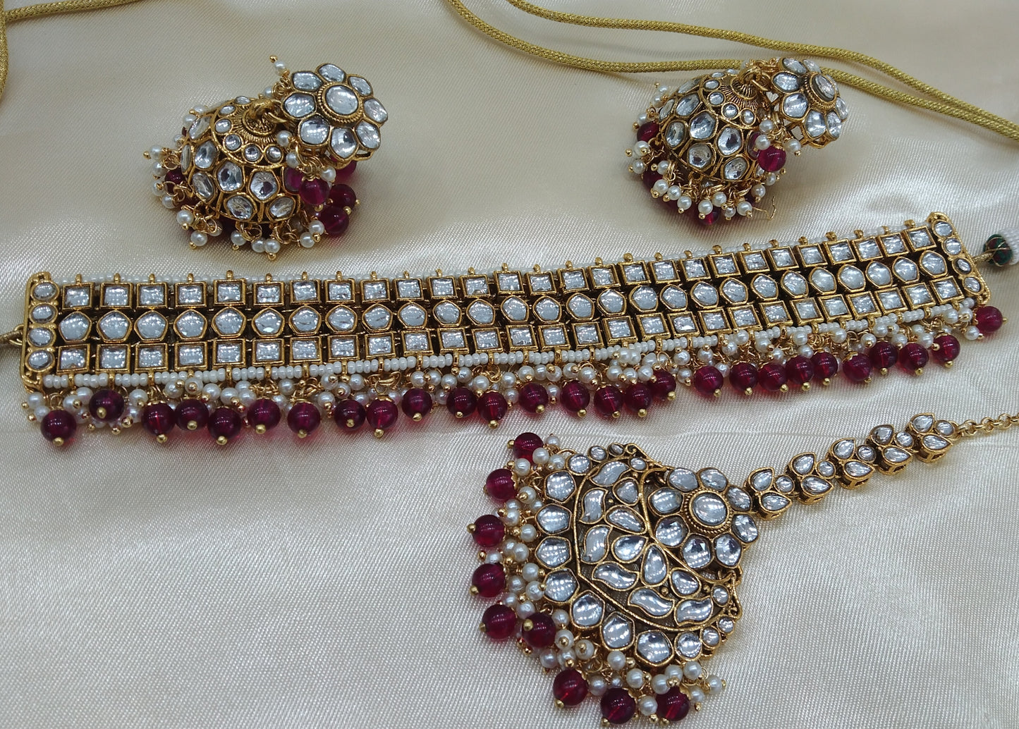 Divya Majenta kundan Indian Jewellery Set