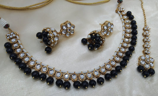 Divya Black kundan Indian Jewellery Set