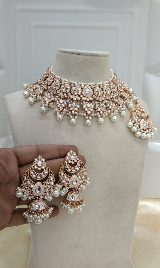 Dwisha white kundan Indian Jewellery Set