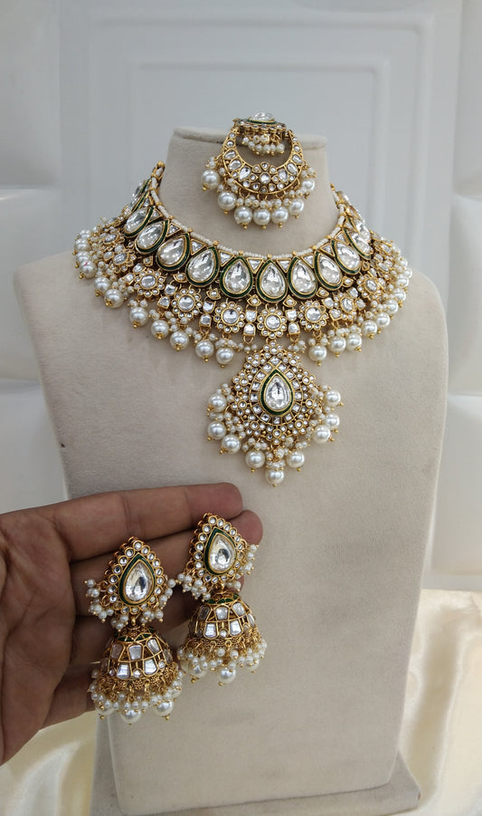 Kiran White kundan Indian Necklace Jewellery Set