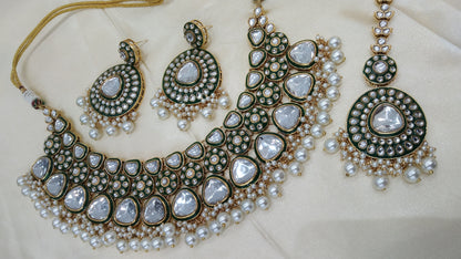 kayna white kundan Indian Necklace Jewellery Set