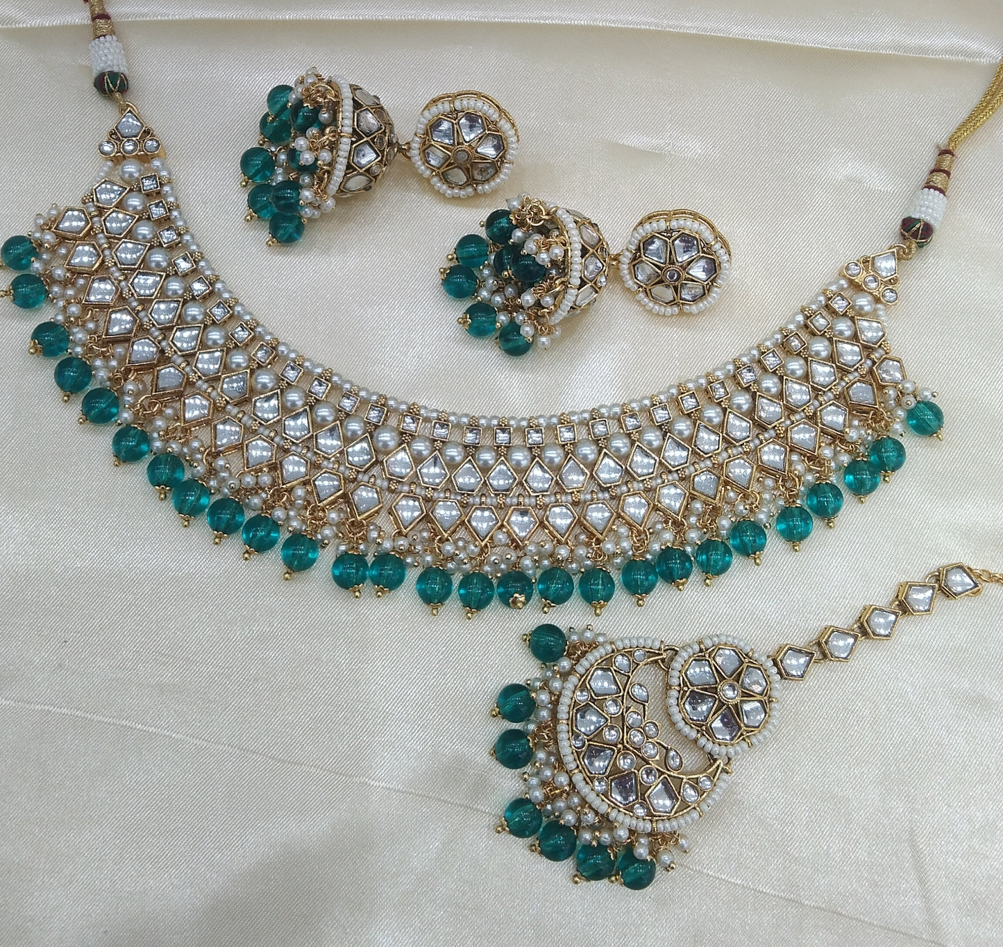 Kavita Rama Green kundan Indian Necklace Jewellery Set