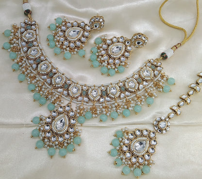 Mannu Pista kundan Indian Necklace Jewellery Set