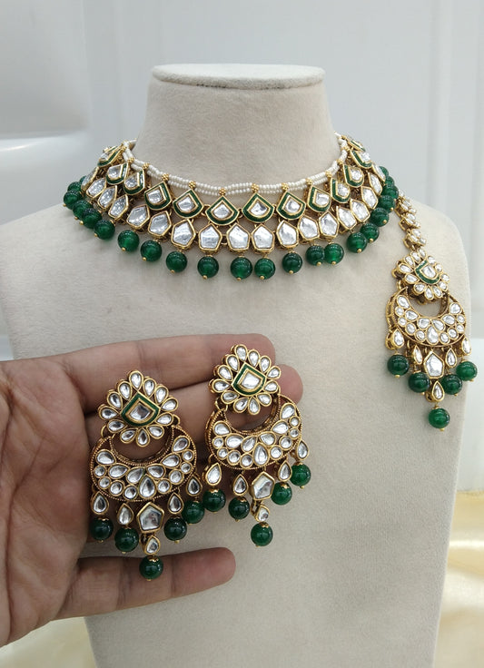 Manvi Green kundan Indian Necklace Jewellery Set