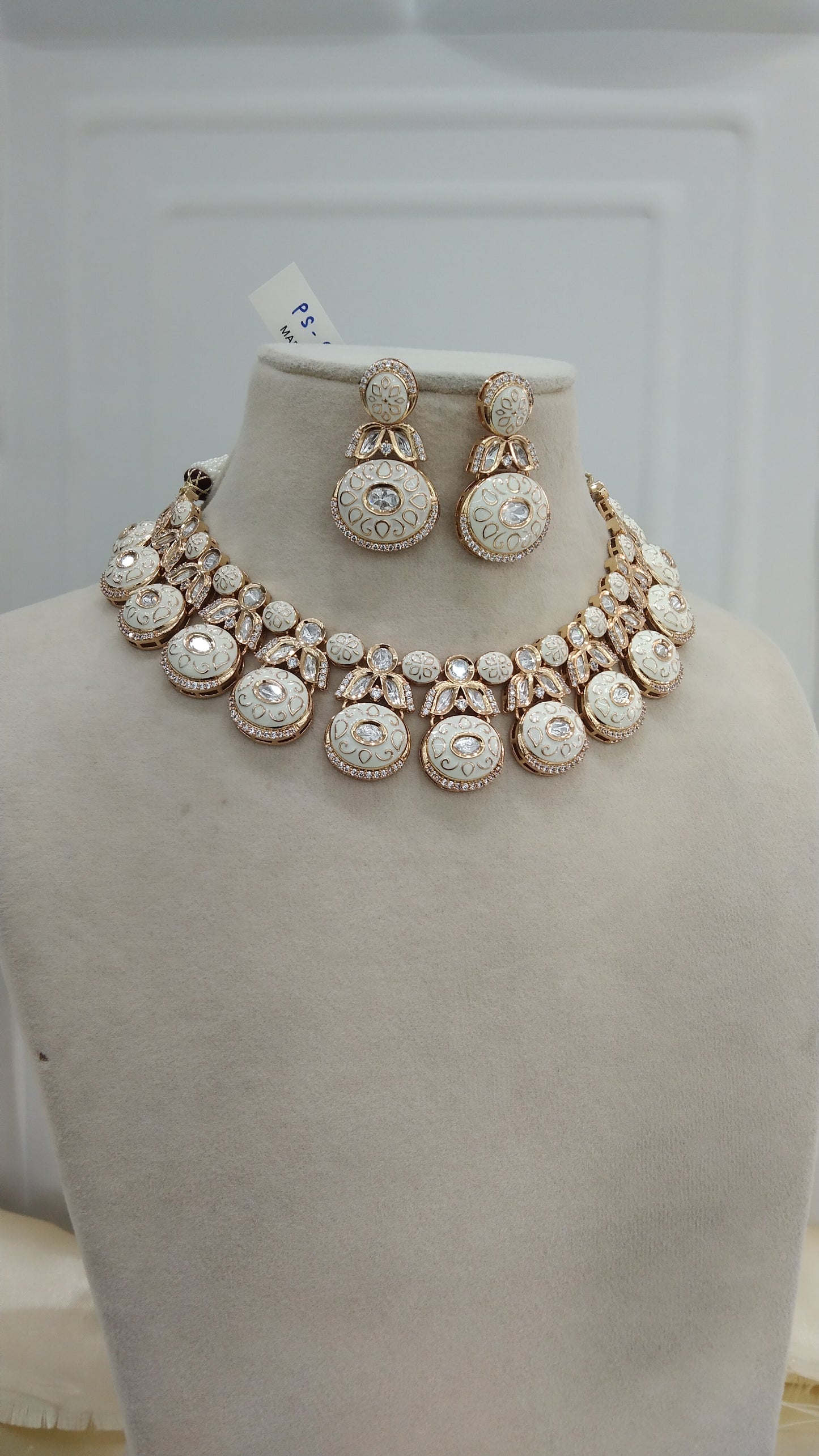 Chital Ivory kundan Indian Necklace Jewellery Set