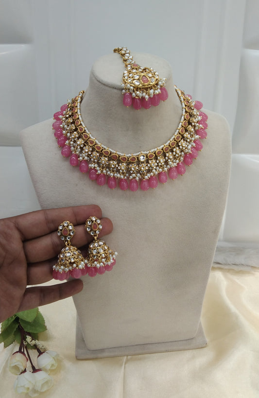 Gajjri Peggy Kundan Jewelry Set