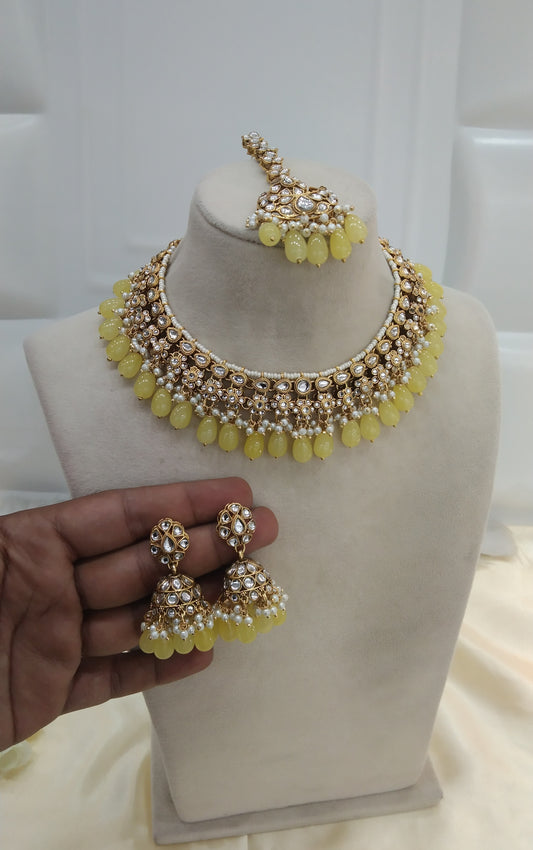 Yellow Peggy Kundan Jewelry Set