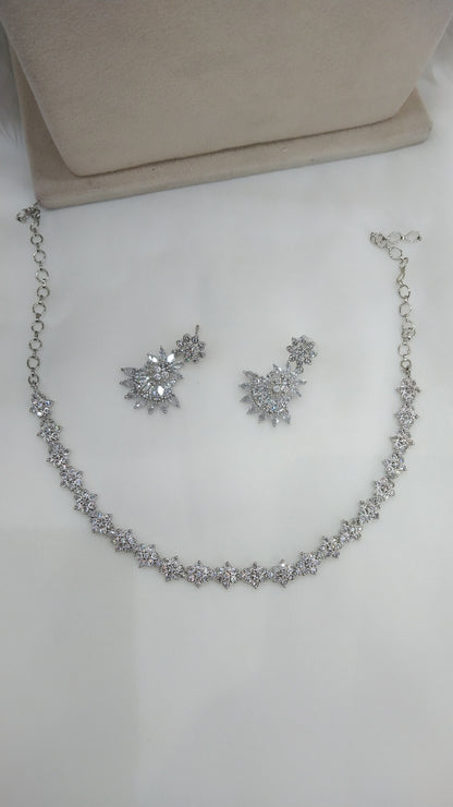Silver Ad Sia Necklace Set