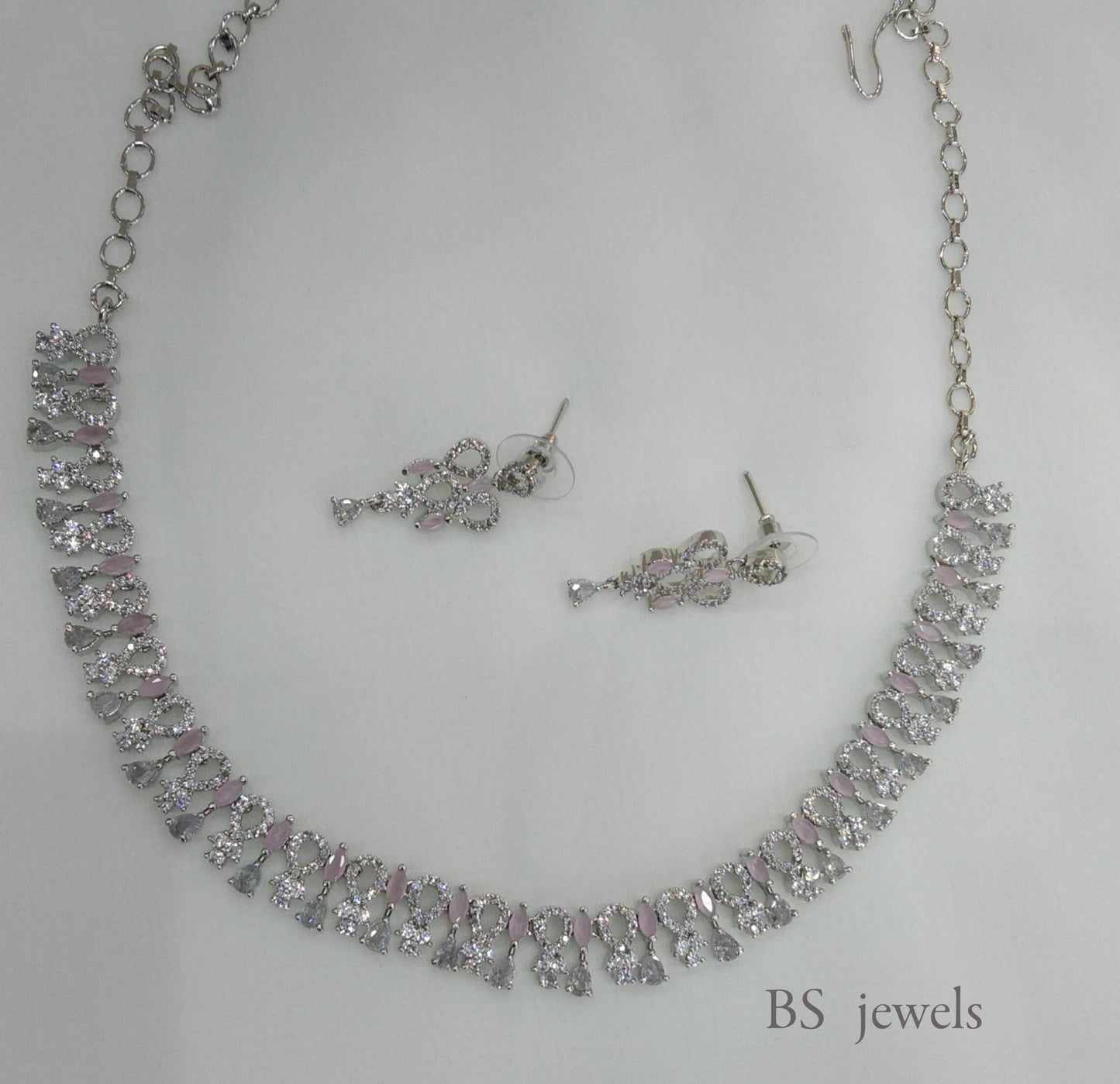 Silver pink Ad Laredo Necklace Set