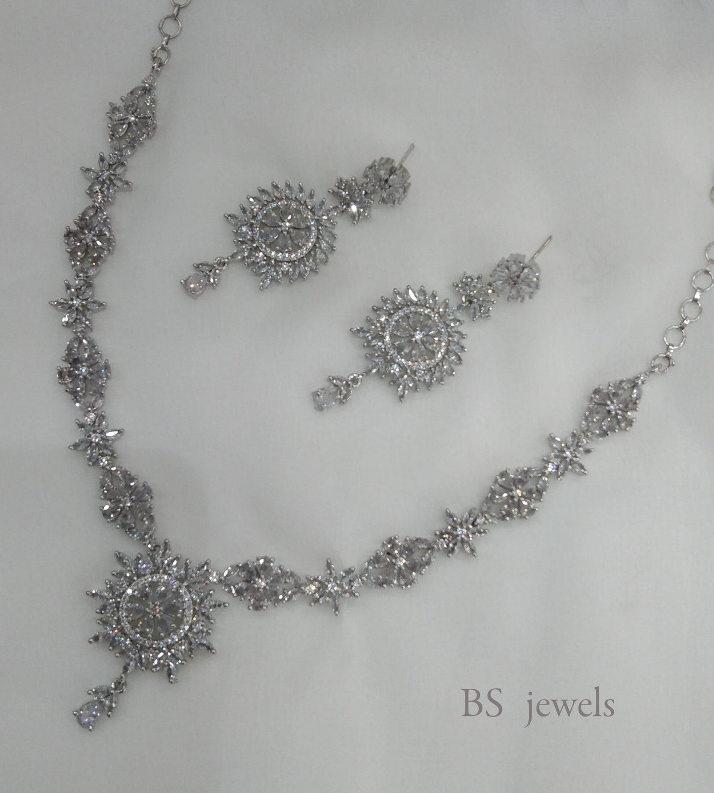 Silver American Diamond Ad Out Necklace Set