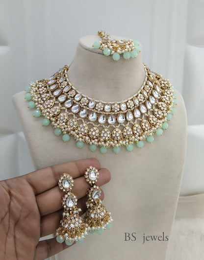 Raagavi Pista Kundan Jewelry Set