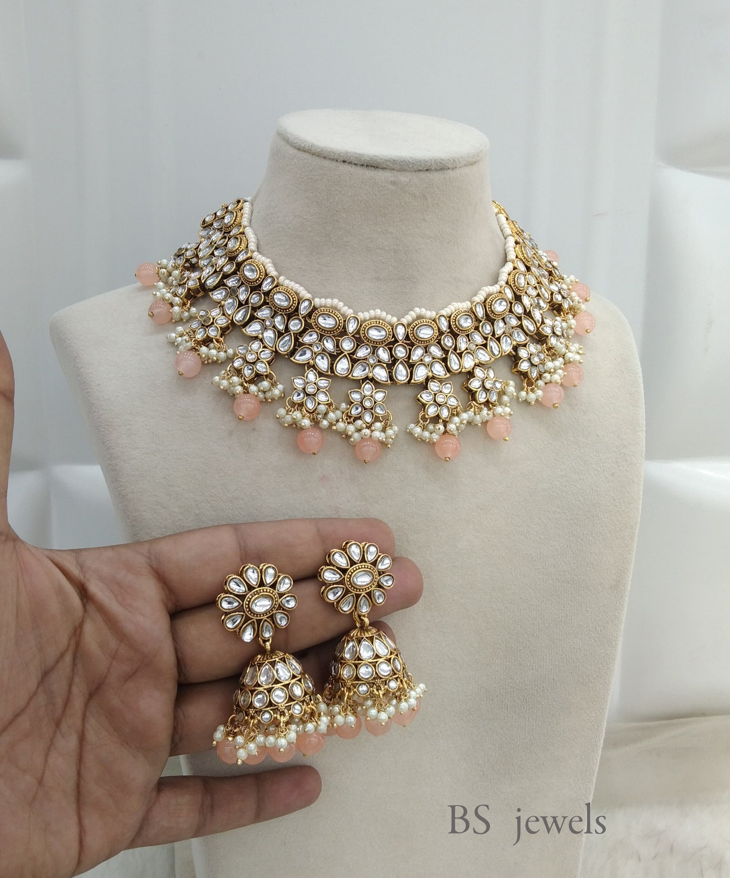 Rock Peach Kundan Jewelry Set