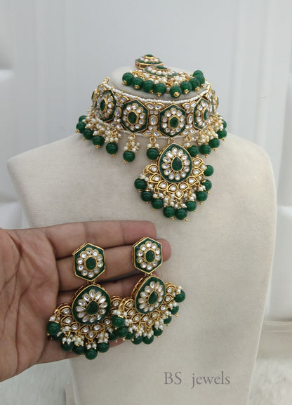 Saanvi Green Kundan Jewelry Necklace Set