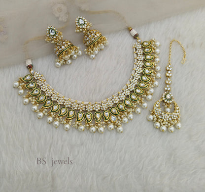 Raakaa White Kundan Jewelry Necklace Set