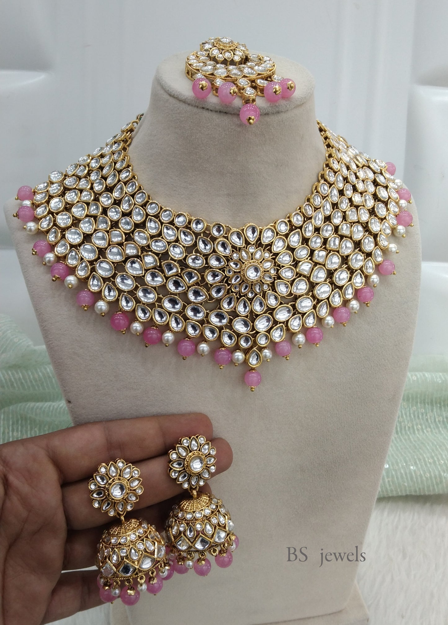 Gajri  Kundan Jewelry Spoken Necklace Set