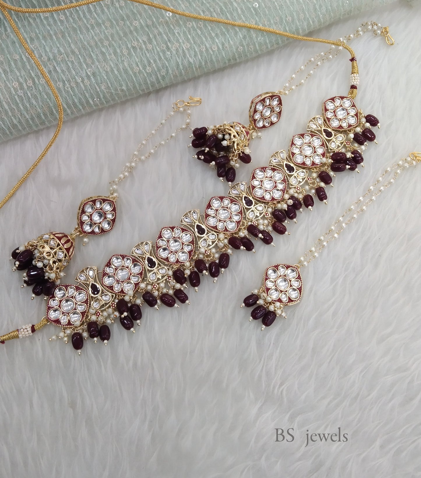 Maroon  Kundan Choker Salnon Jewelry Set