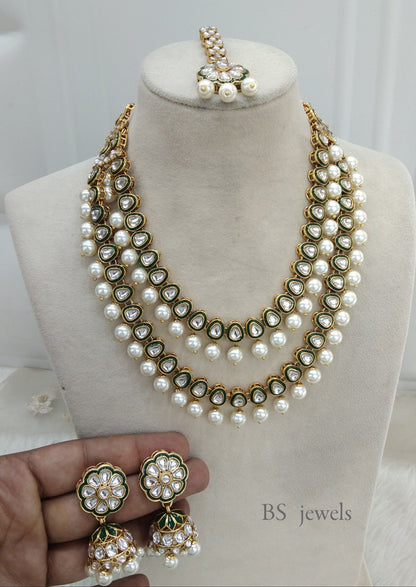 White Kundan Jewelry Tishu Set