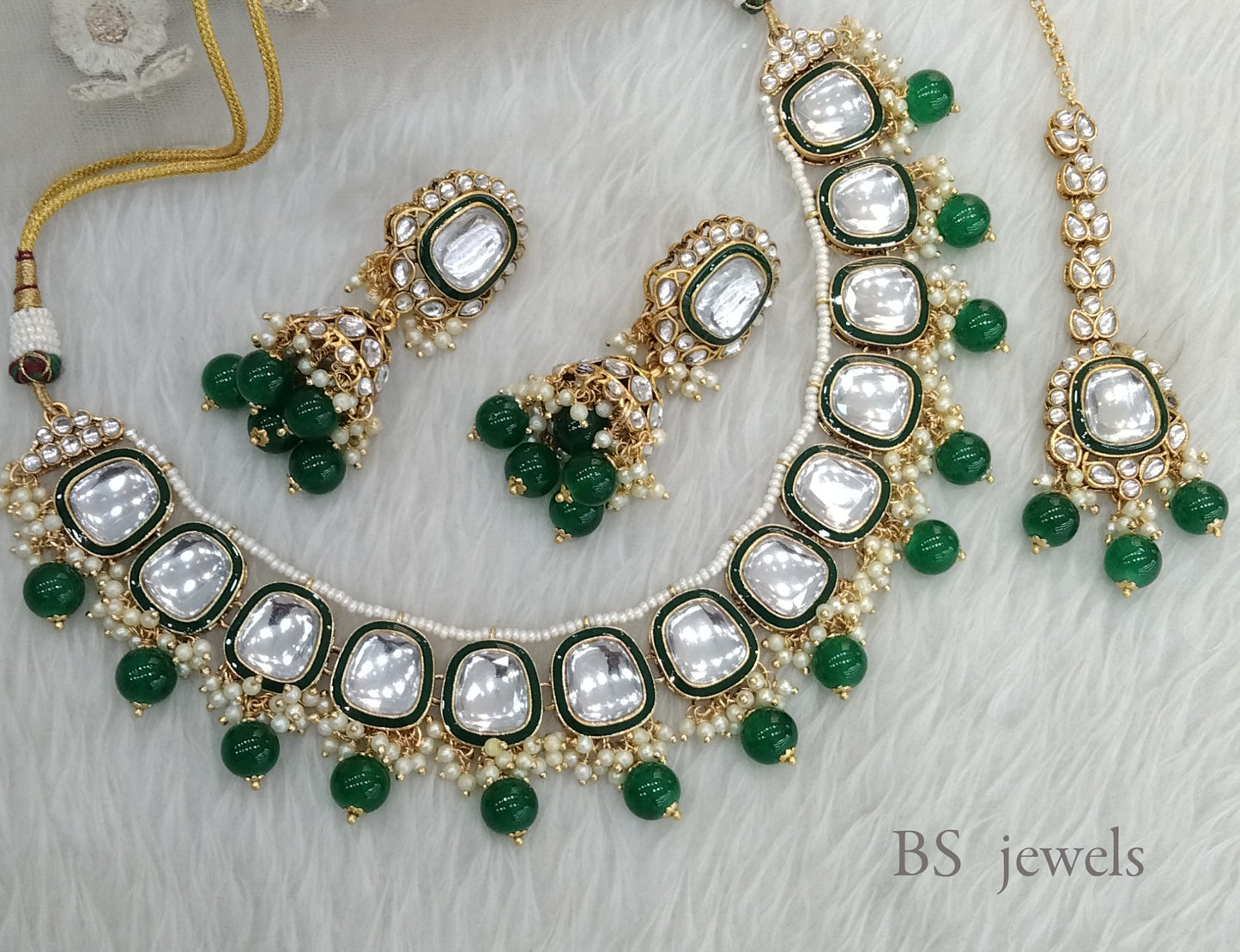 Tanu Green Kundan Jewelry Set