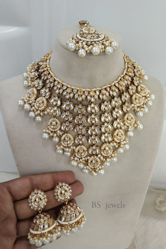 Tavi White Kundan Necklace  set Earrings Jewelry