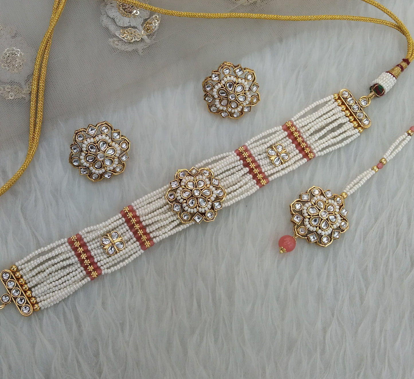 Kundan Choker Gaajri Jewelry Sandeep Set