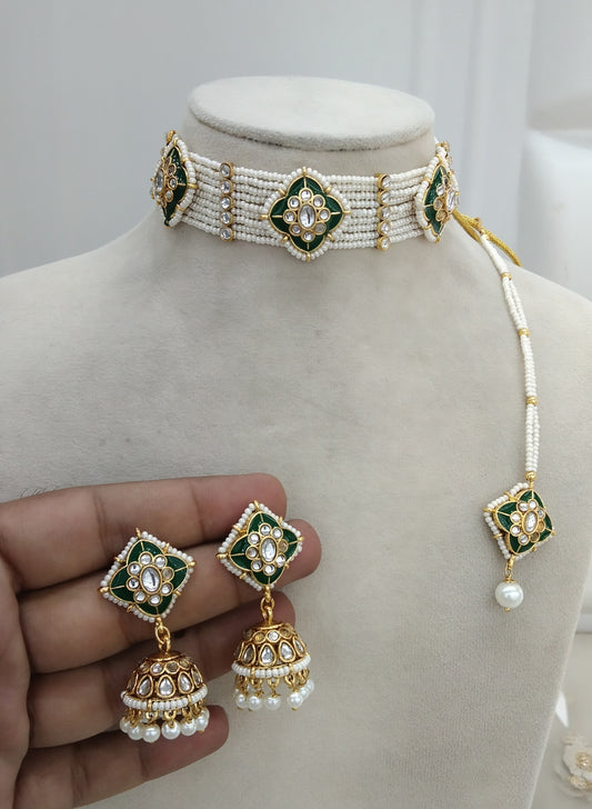 Kundan Choker White Jewelry sai Set