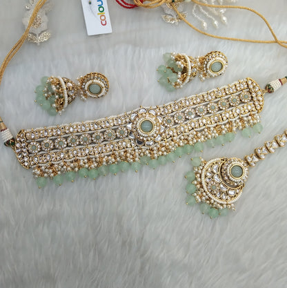 Kundan Choker Pista Jewelry Preeti Set