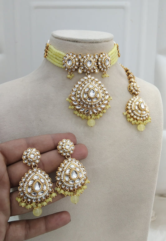Yellow Kundan Choker Jewellery Faham Set