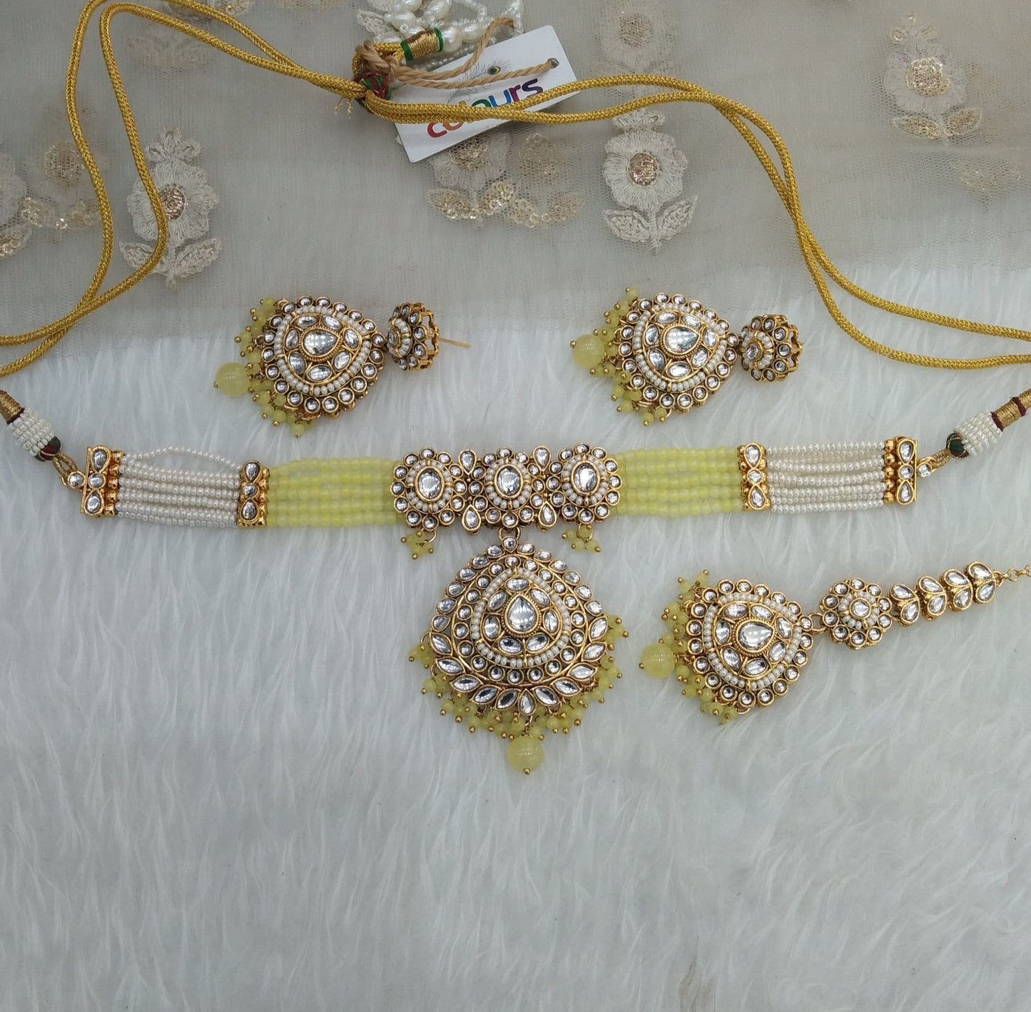 Yellow Kundan Choker Jewellery Faham Set