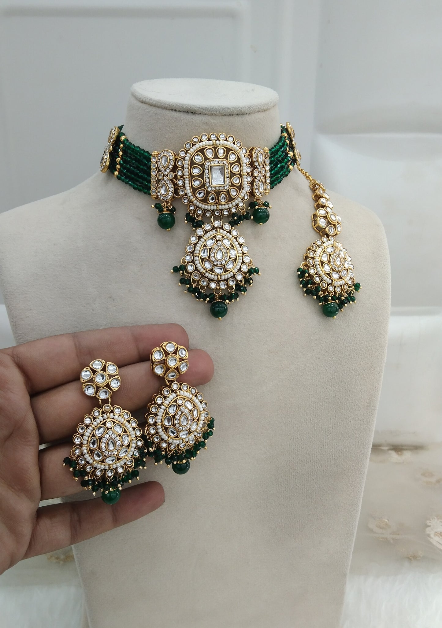 Green Kundan Choker Jewellery Lavina Set