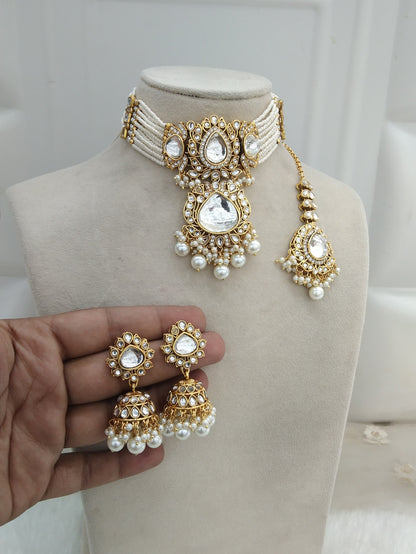 White Kundan Choker Jewellery Udvita Set