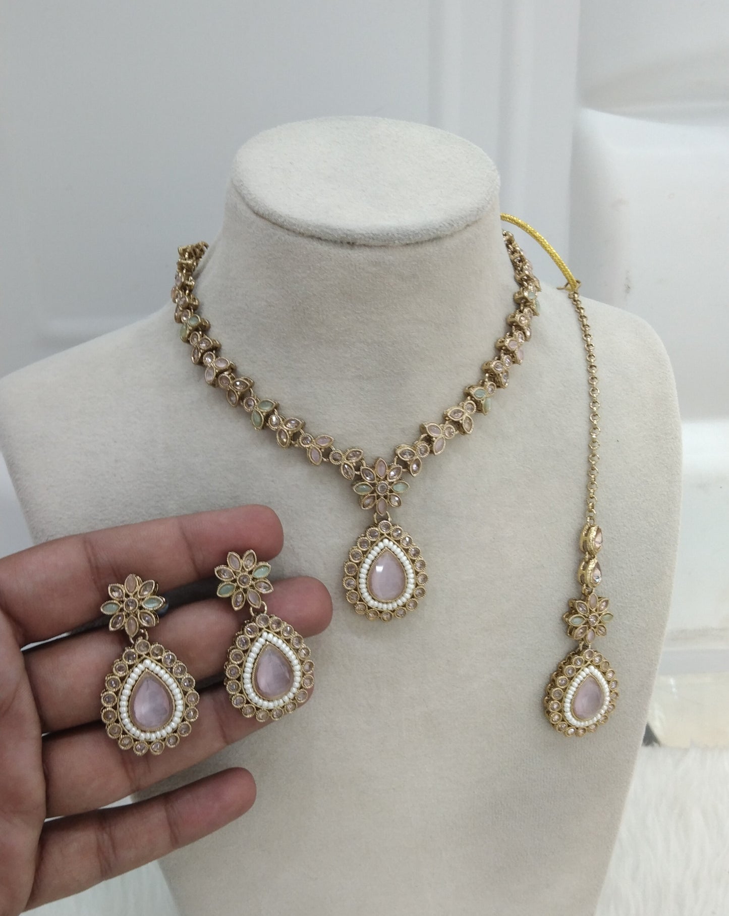 Mint Pink Necklace Jewellery Rishi Set