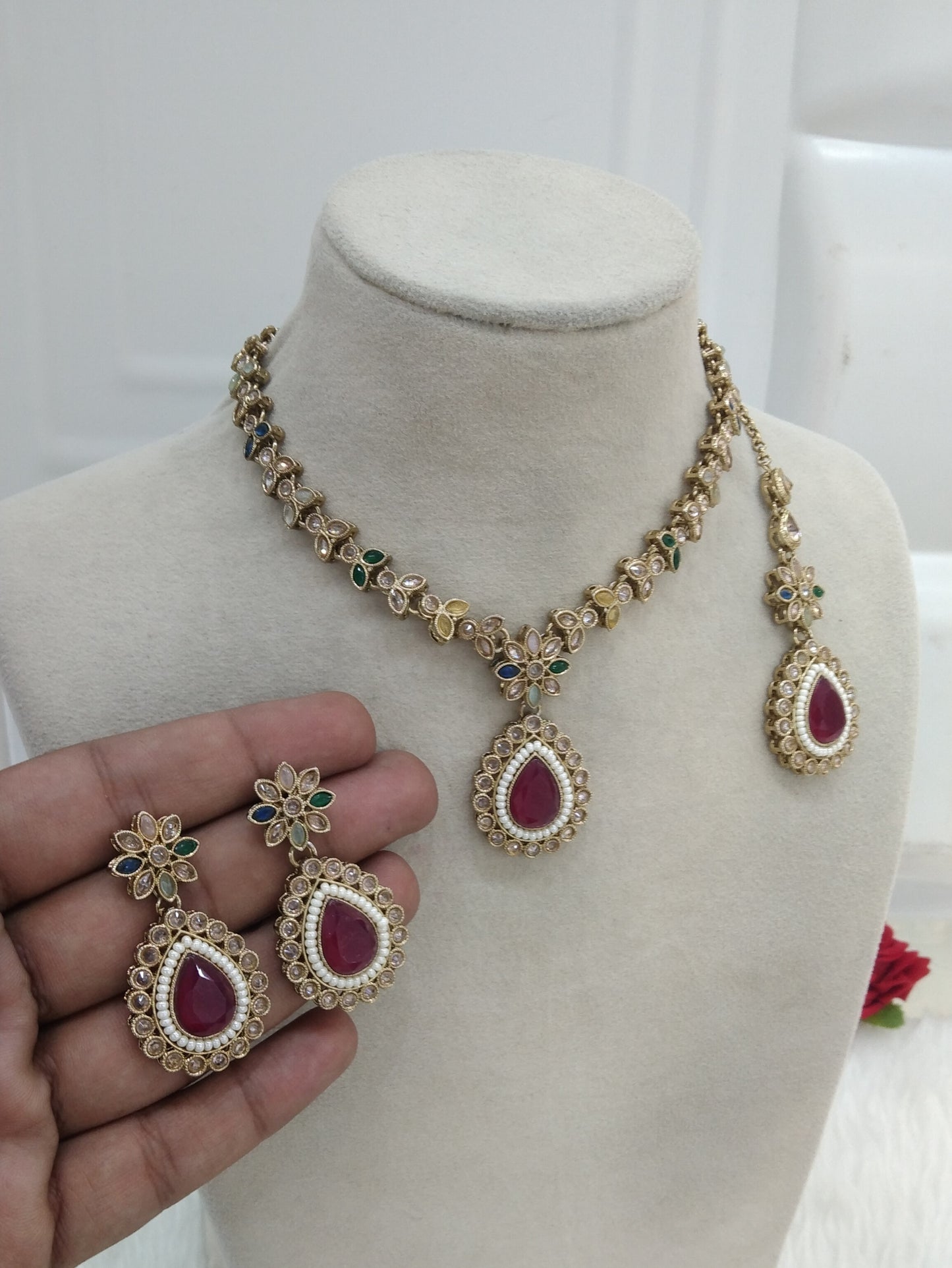 Maroon Necklace Jewellery Rishi Set