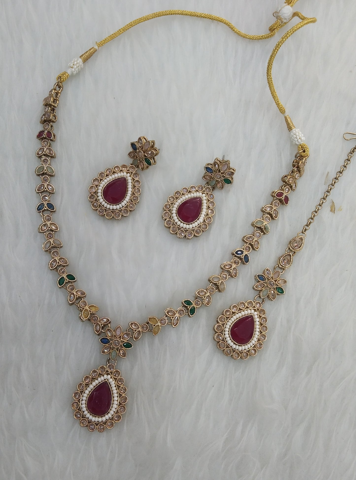 Maroon Necklace Jewellery Rishi Set