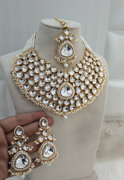 Gold white Kundan Necklace Jewellery Arjun Set