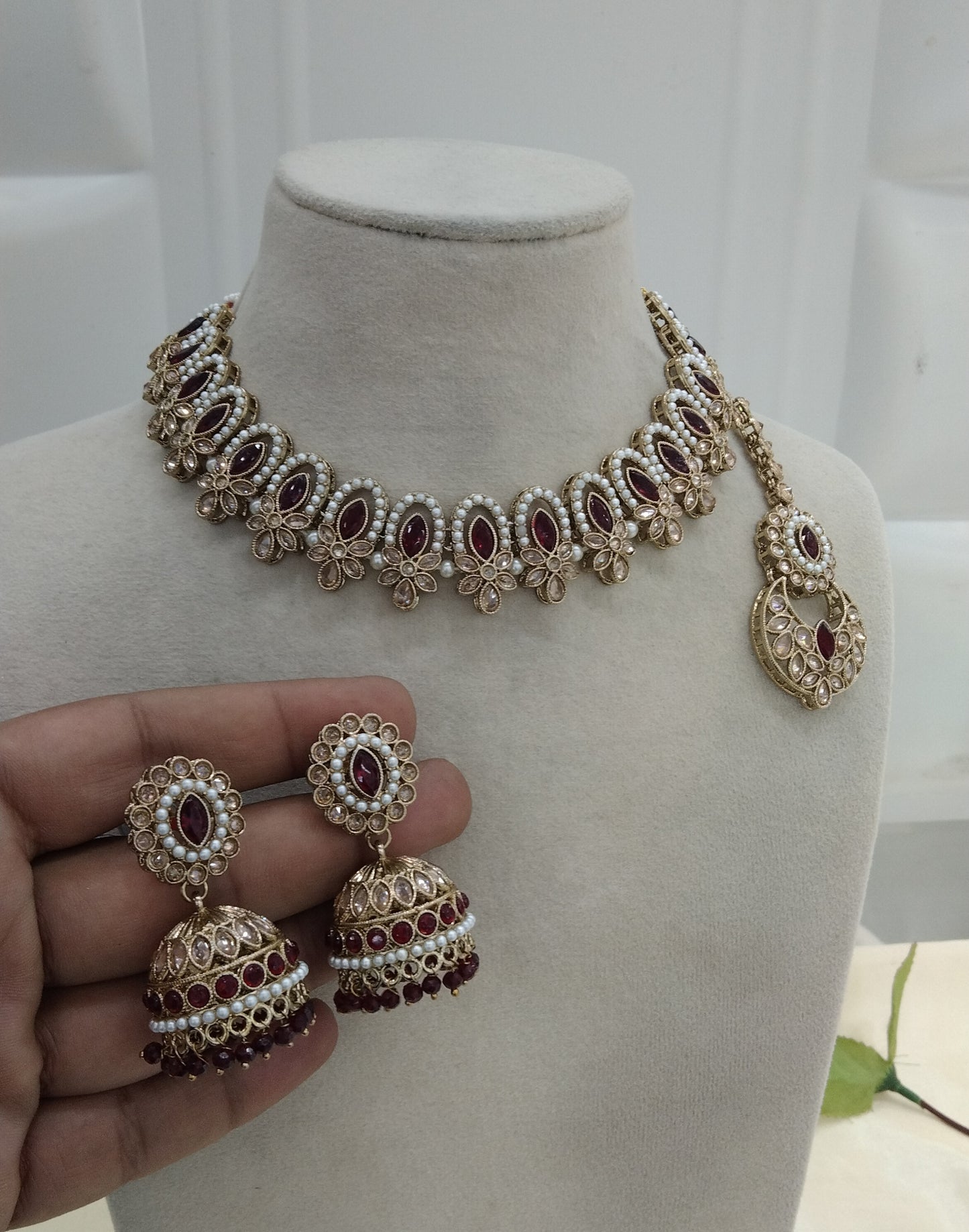 Maroon Necklace Jewellery Mira Set