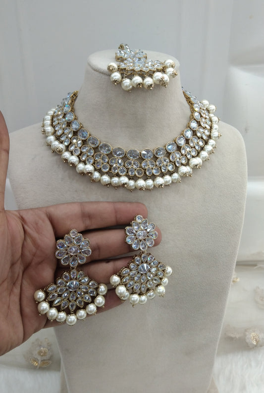 Antique White necklace Jewellery Burbank Set