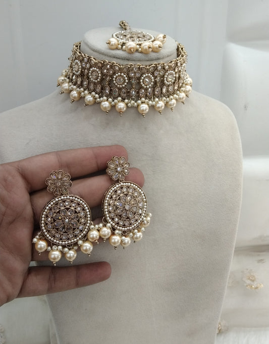 Antique Gold Choker Jewellery Bluff Set