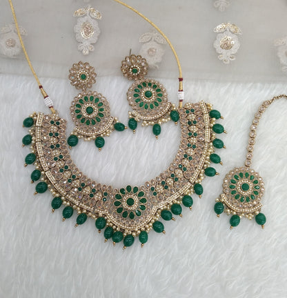 Green necklace Jewellery Cello Set