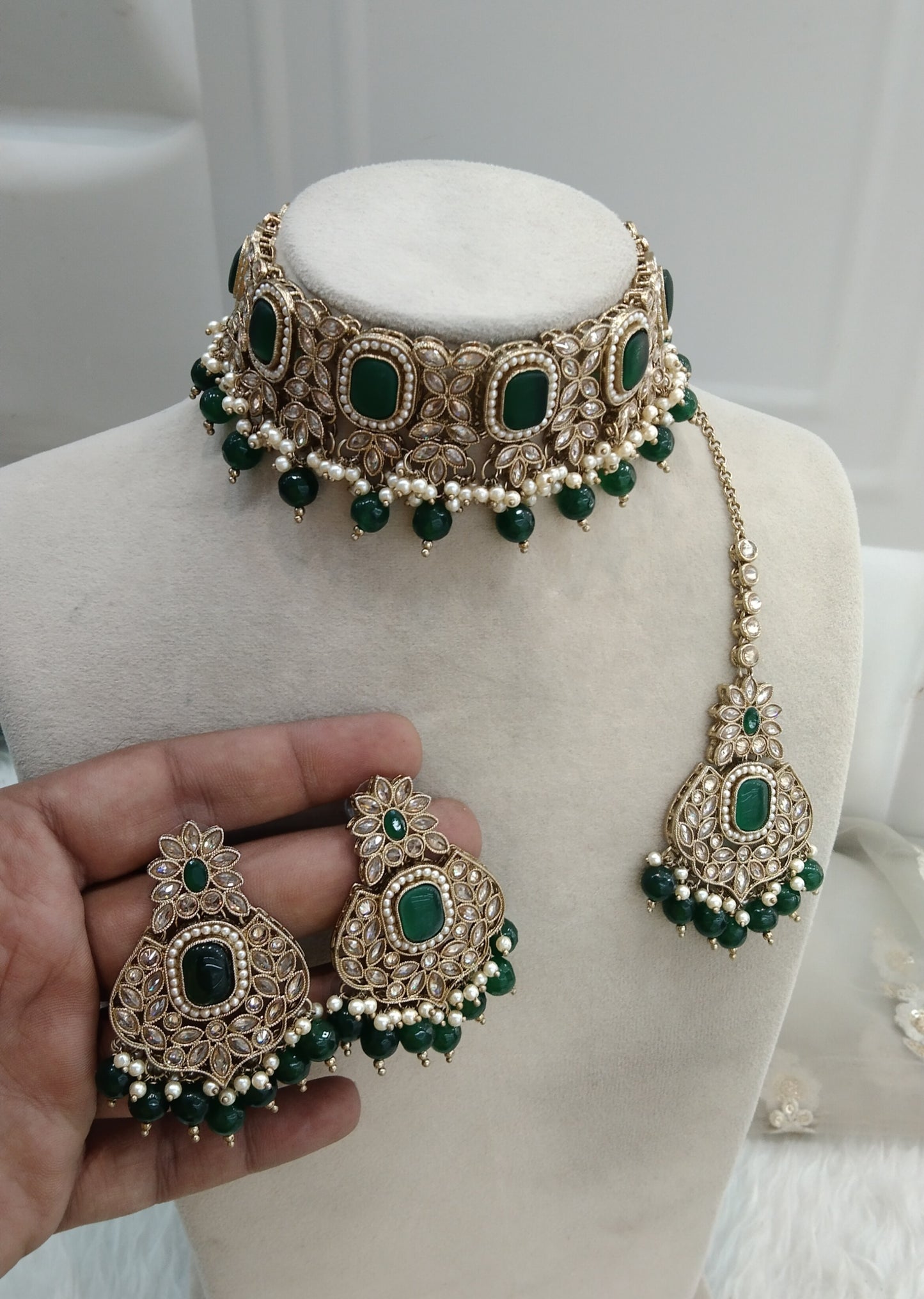 Green Choker Jewellery Creek Set