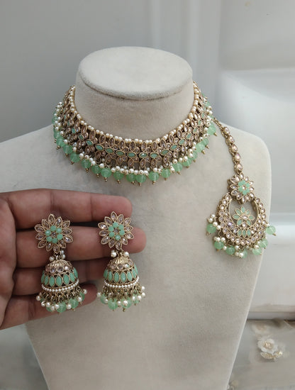 Pista Choker Jewellery Fernie  Set