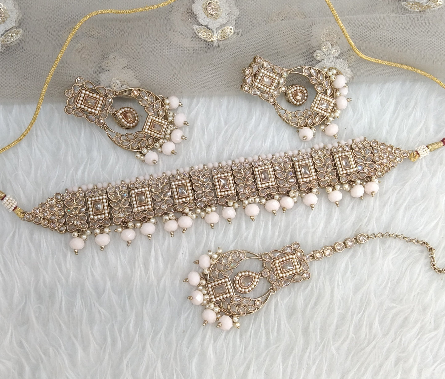 Peach Choker Jewellery Gisborne  Set