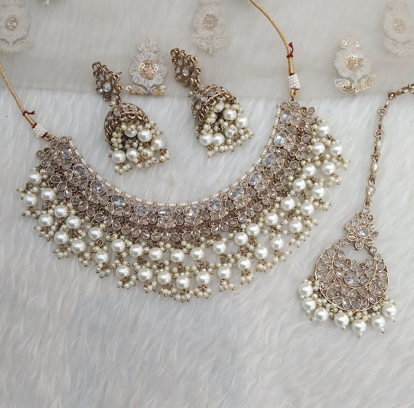 Antique White necklace Jewellery Orisin Set