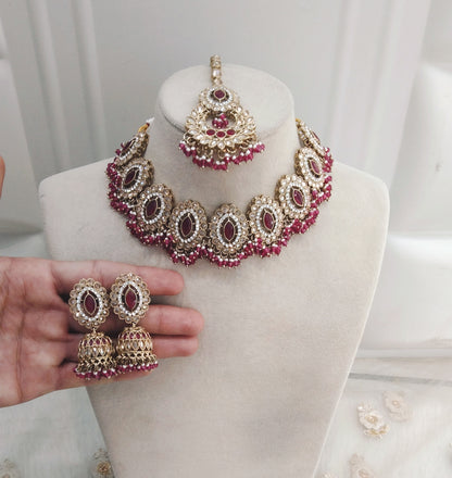 Majenta necklace Jewellery Inaaya Set