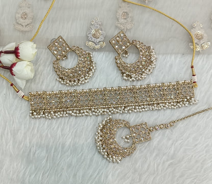 Antique Golden Choker Jewellery Sam Set