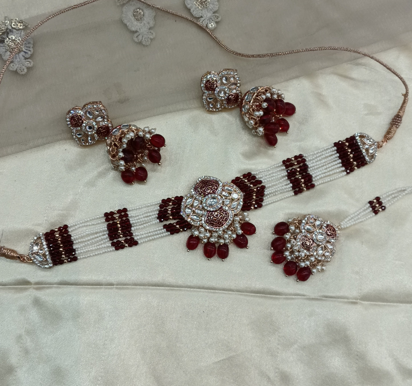 Maroon Kundan 21 Karet Choker Jewellery Hipsi Set