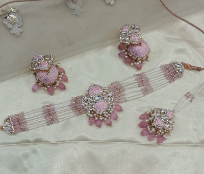 Baby Pink Kundan 21 Karet Choker Jewellery Hipsi Set
