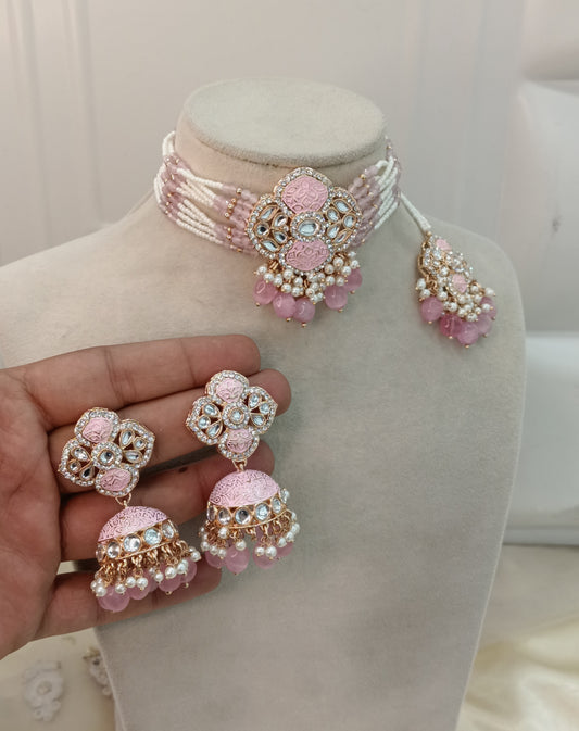 Baby Pink Kundan 21 Karet Choker Jewellery Hipsi Set