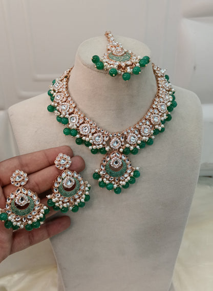 Green Kundan 21 Karet Necklace Jewellery West Set