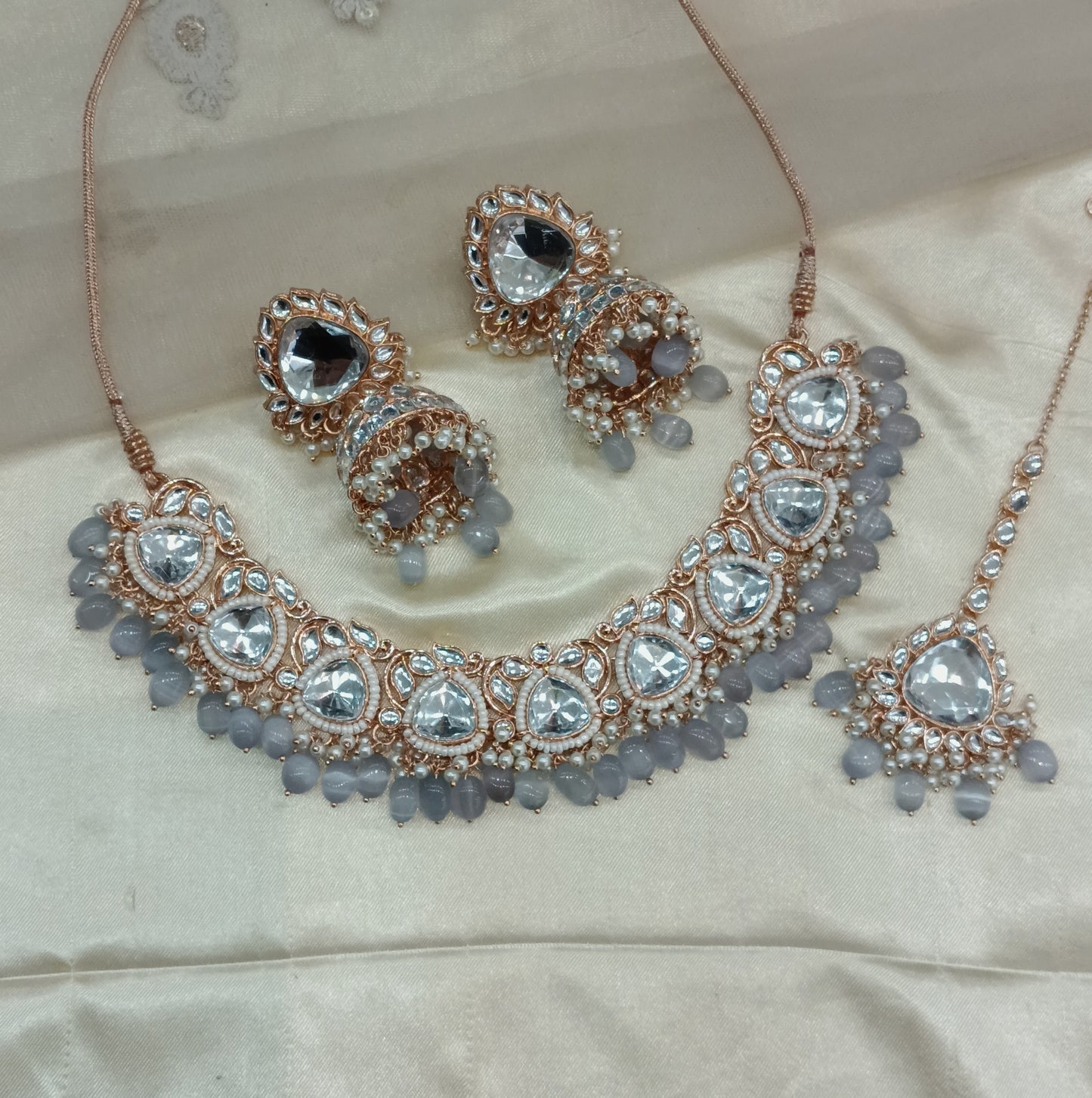 Grey Kundan 21 Karet Necklace Jewellery Hari Set